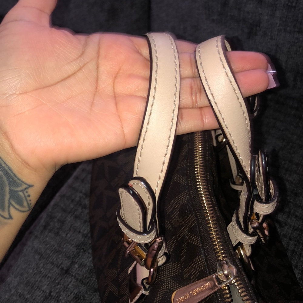 Purse - Picture 3 of 7